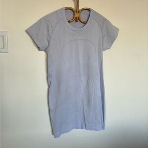 Lululemon Swiftly Tech Short Sleeve Crew
Serene Blue / Serene Blue Womens Size 8